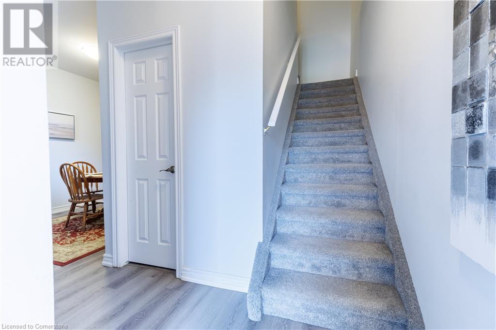 1570 Richmond Street Unit# 5, London, Ontario  N6G 4W1 - Photo 8 - 40721459