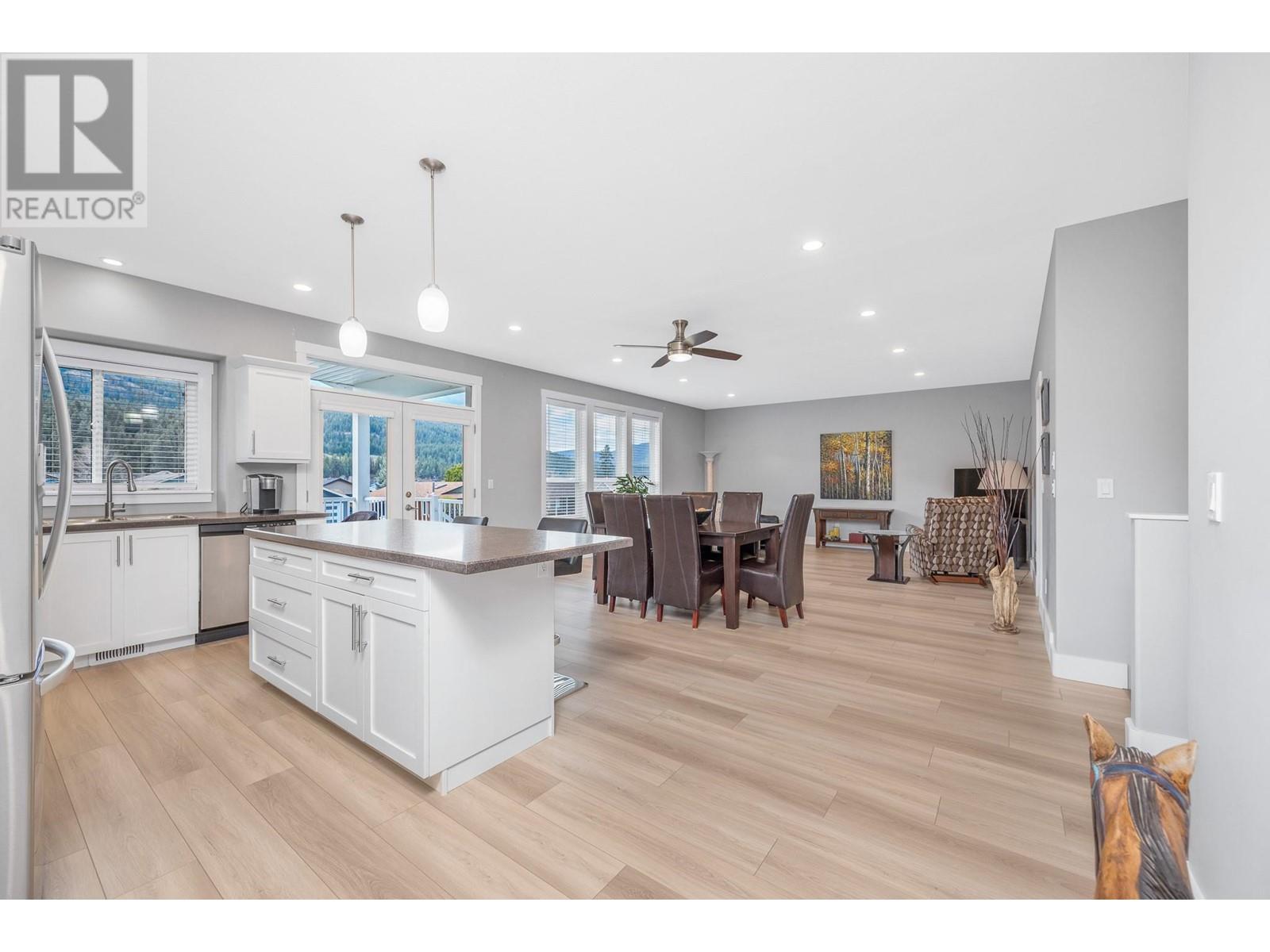 533 Loon Avenue, Vernon, British Columbia  V1H 2A1 - Photo 10 - 10343172