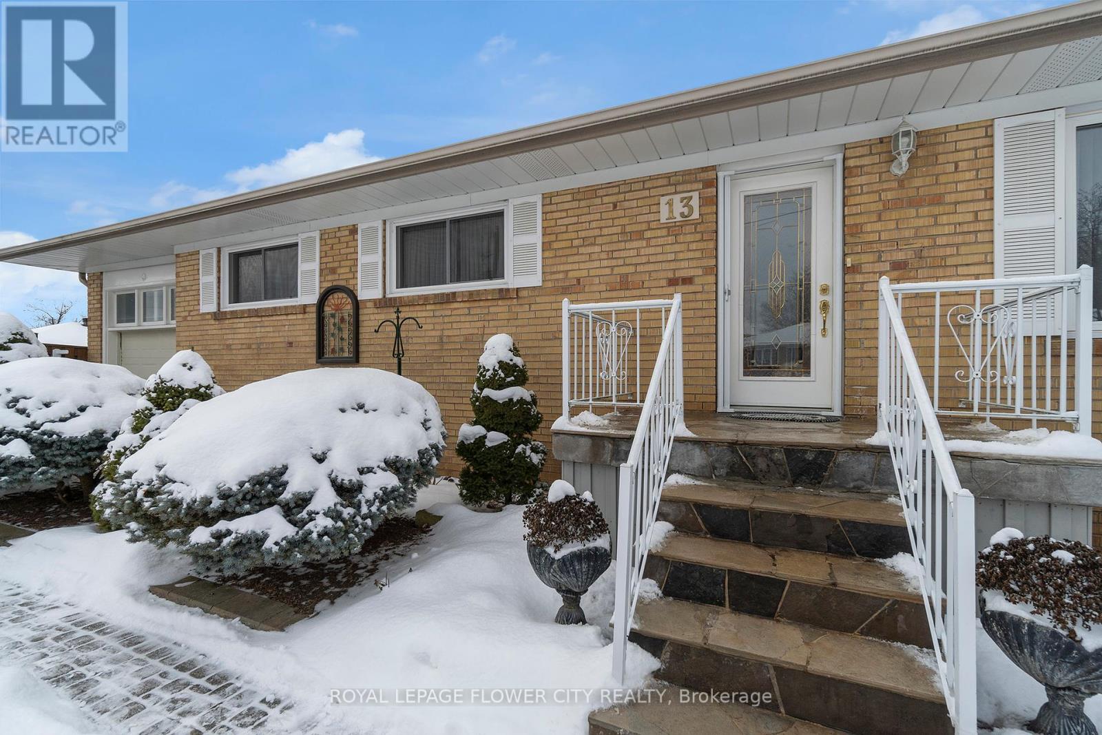 Property at 13 BAIRSTOW CRESCENT image 3