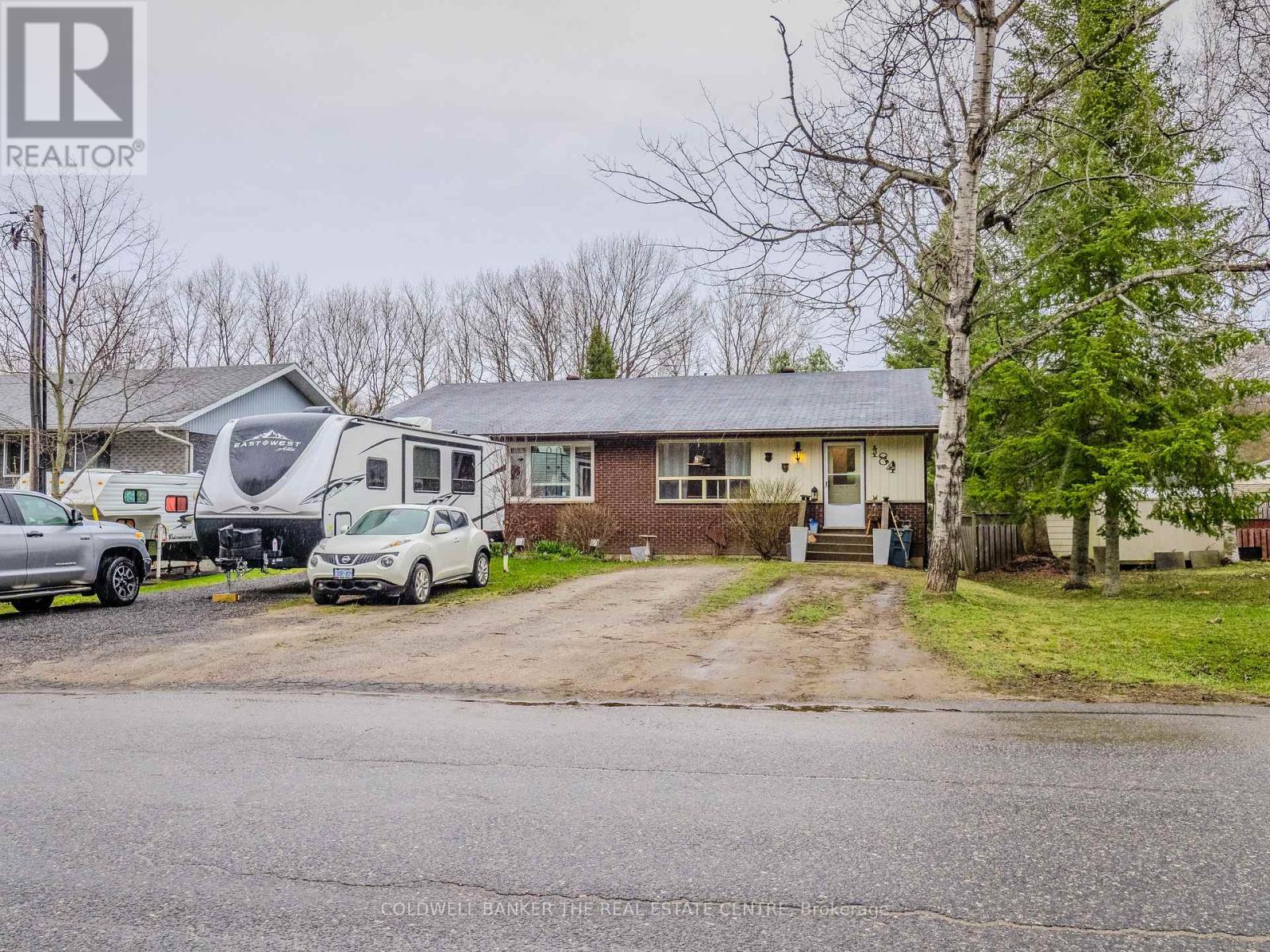 Property at 184 FERNWOOD DRIVE image 2