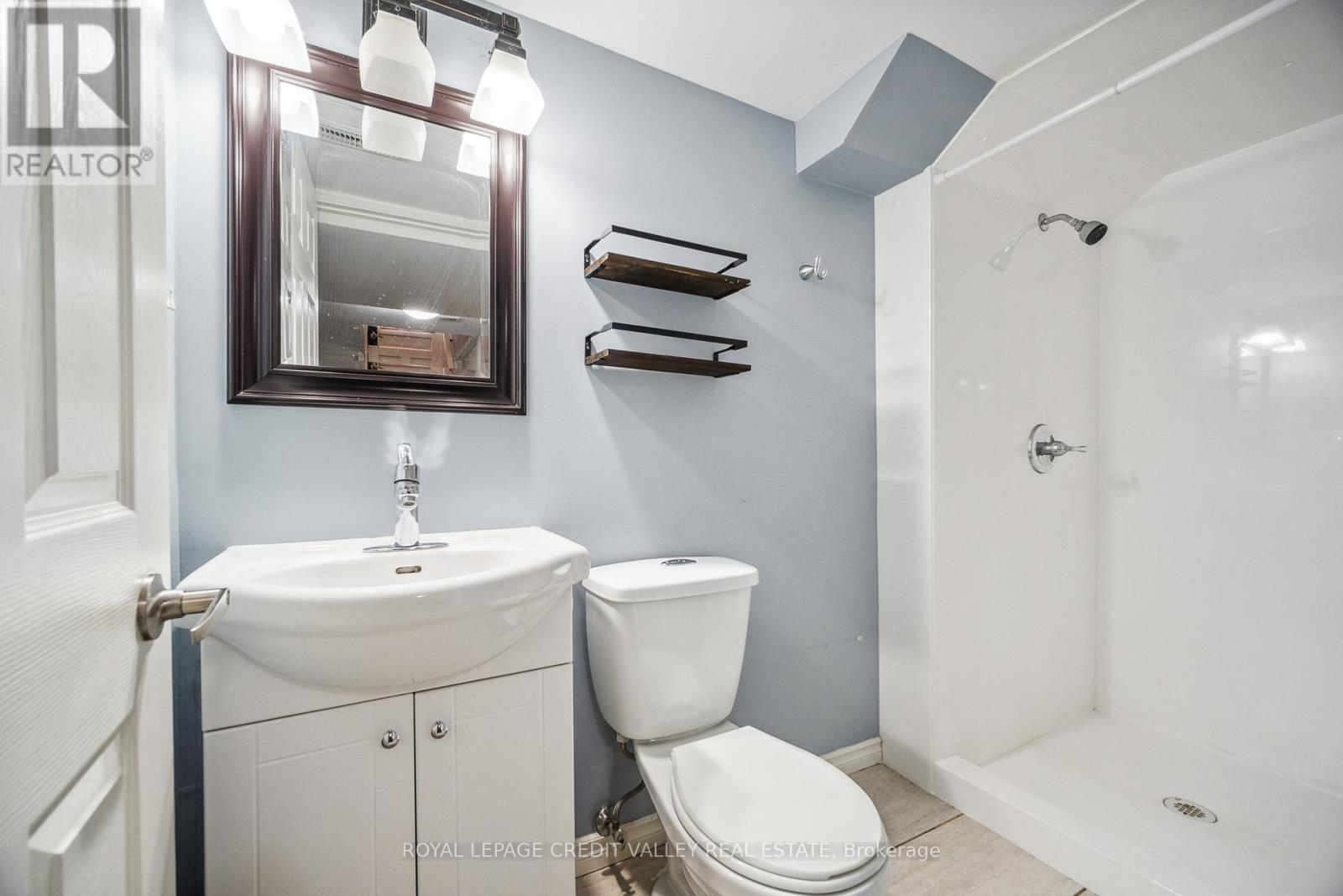 610 Wallace Street, London East, Ontario  N5Y 3R7 - Photo 24 - X12103633