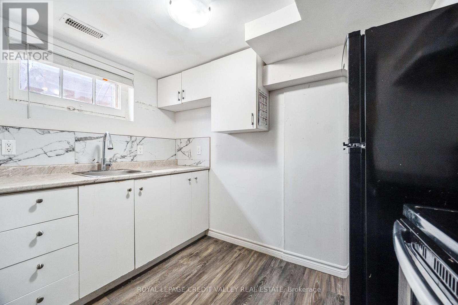 610 Wallace Street, London East, Ontario  N5Y 3R7 - Photo 30 - X12103633