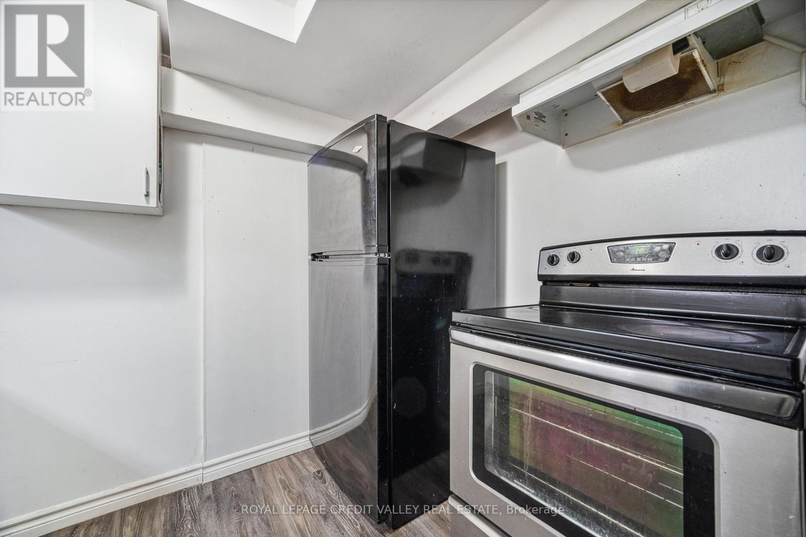 610 Wallace Street, London East, Ontario  N5Y 3R7 - Photo 31 - X12103633