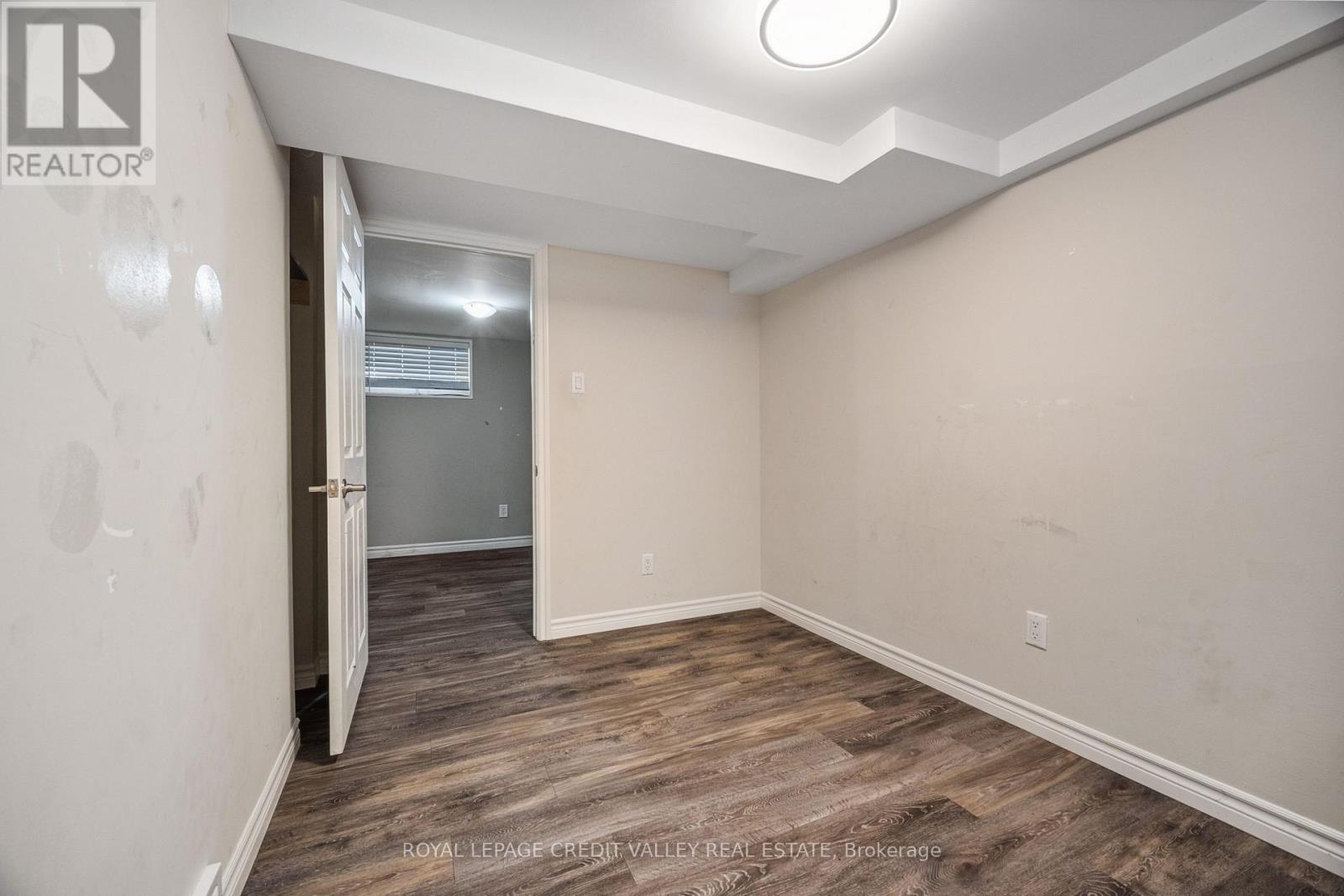 610 Wallace Street, London East, Ontario  N5Y 3R7 - Photo 38 - X12103633