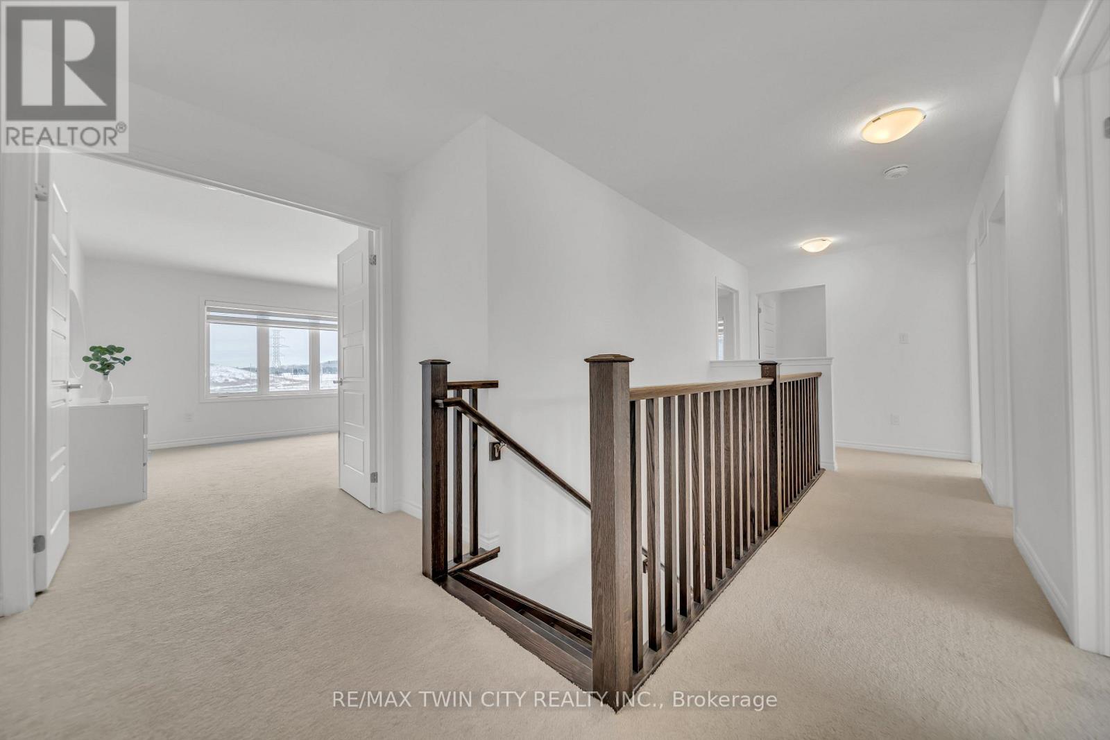 23 Sitler Street, Kitchener, Ontario  N2R 0T2 - Photo 22 - X12103665