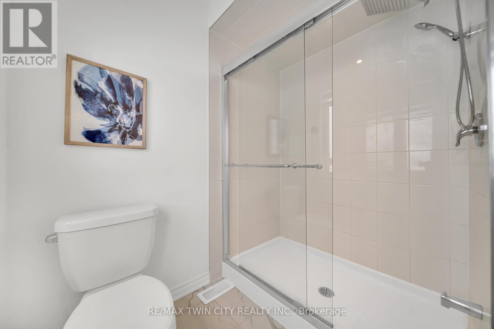 23 Sitler Street, Kitchener, Ontario  N2R 0T2 - Photo 27 - X12103665