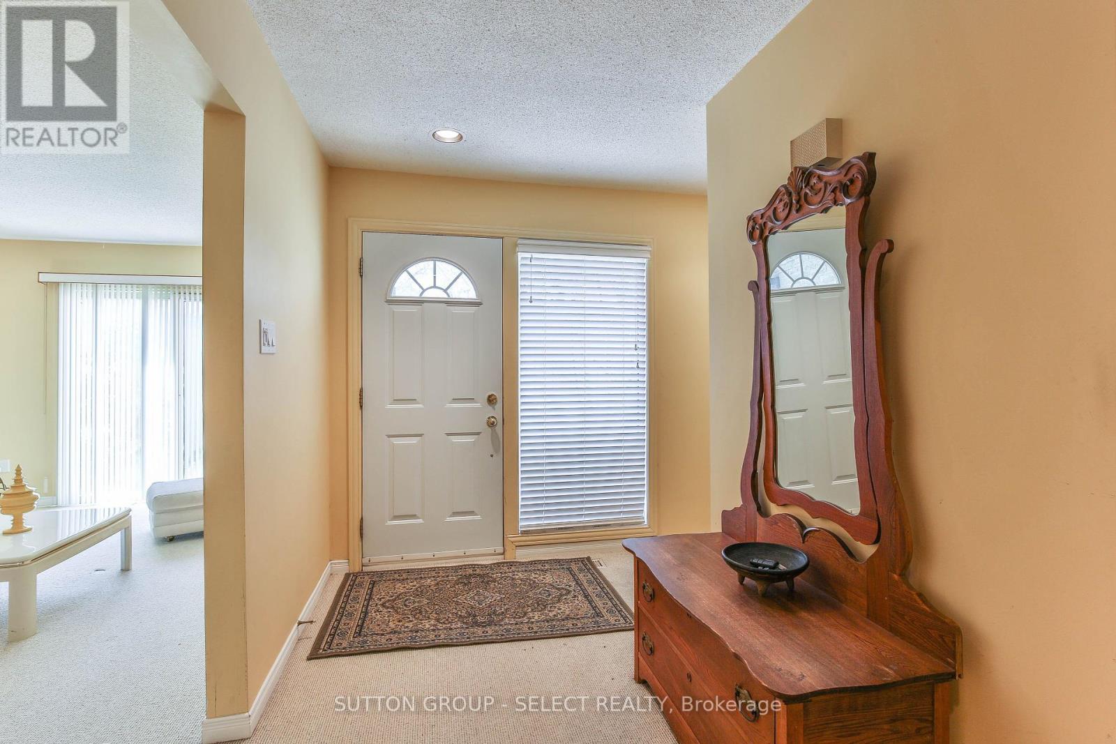 669 Woodcrest Boulevard, London South, Ontario  N6K 1P8 - Photo 9 - X12103801