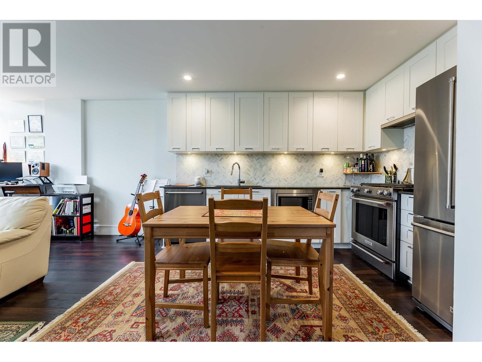 506 131 E 3rd Street, North Vancouver, British Columbia  V7L 0E3 - Photo 8 - R2994366