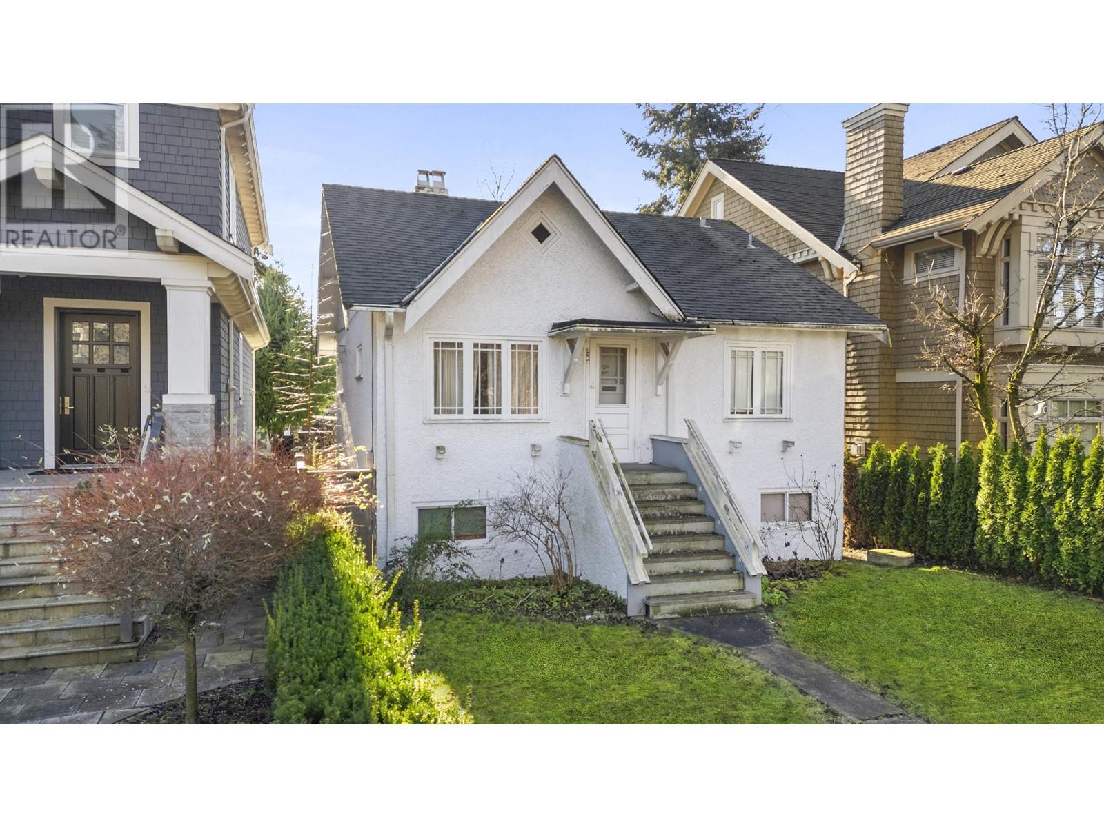 Property at 3782 W 37TH AVENUE image 2