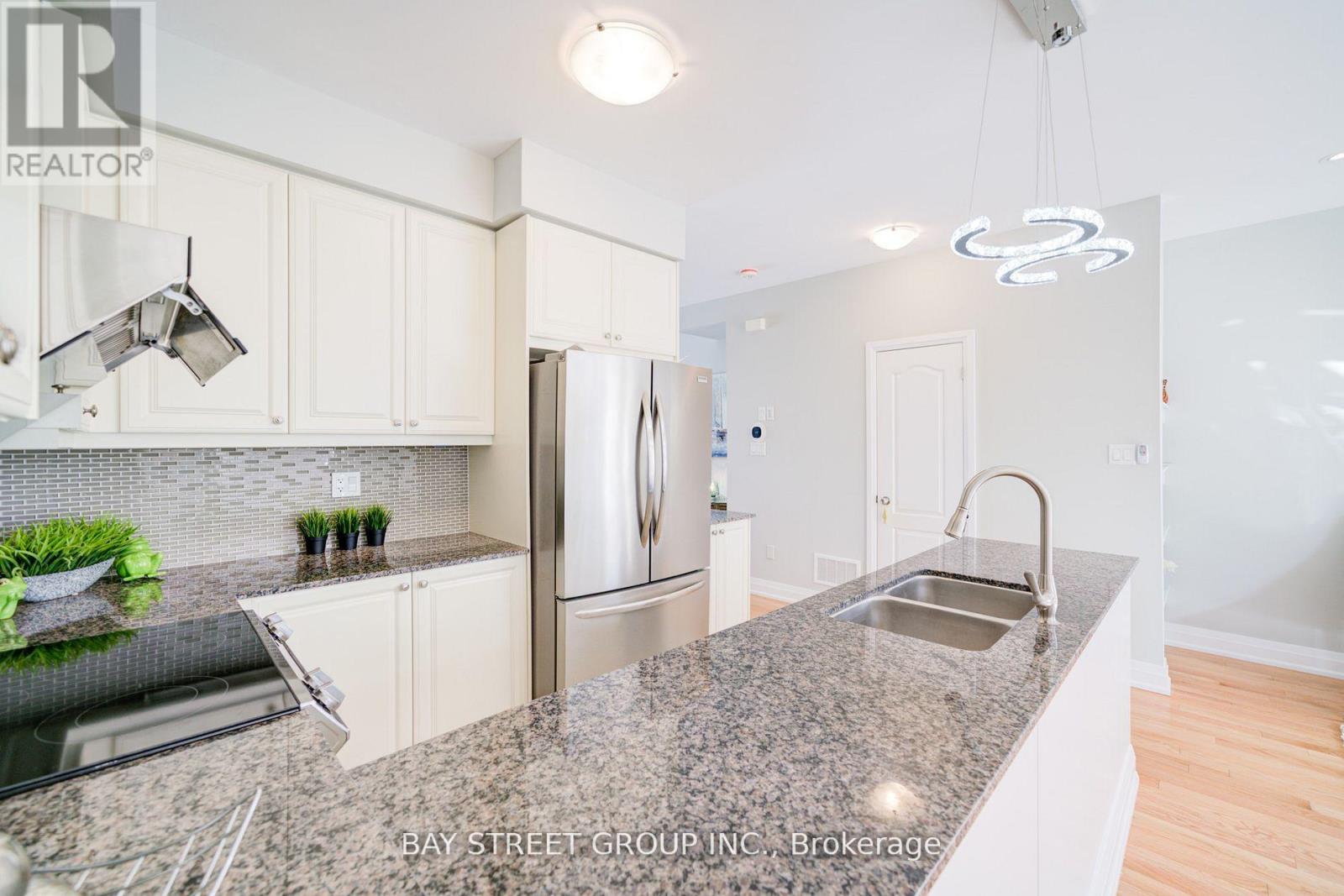 6 Teasel Way, Markham, Ontario  L3R 9S3 - Photo 13 - N11906340