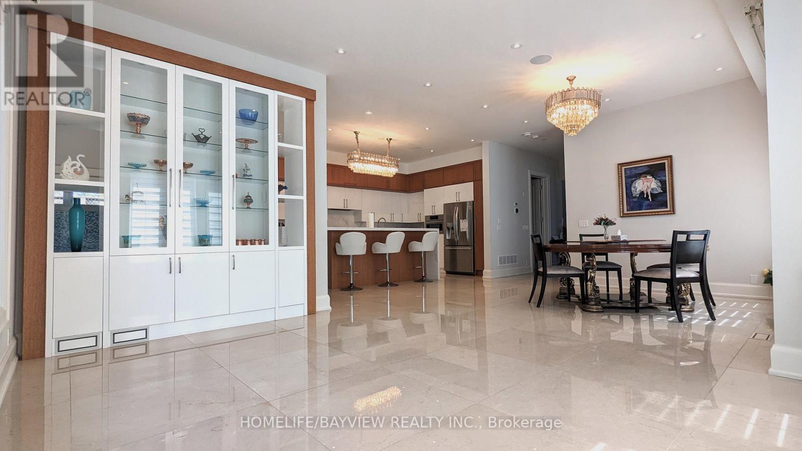 133 Bay Thorn Drive, Markham, Ontario  L3T 3V1 - Photo 11 - N12103838