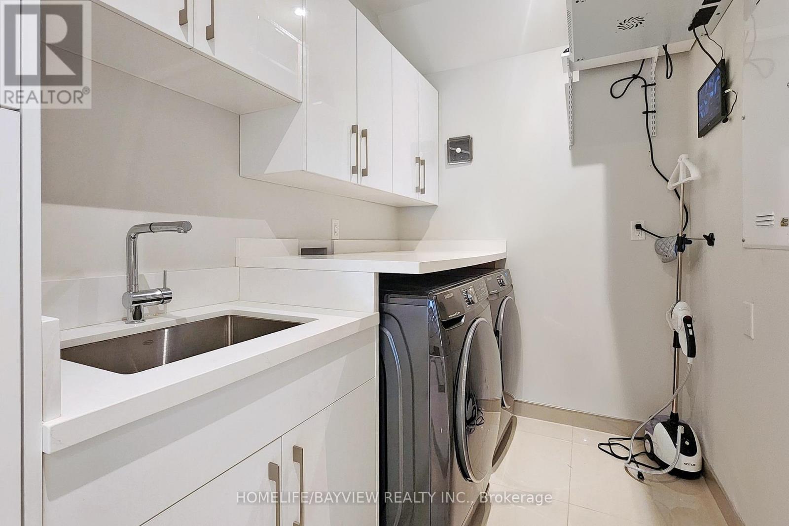 133 Bay Thorn Drive, Markham, Ontario  L3T 3V1 - Photo 34 - N12103838
