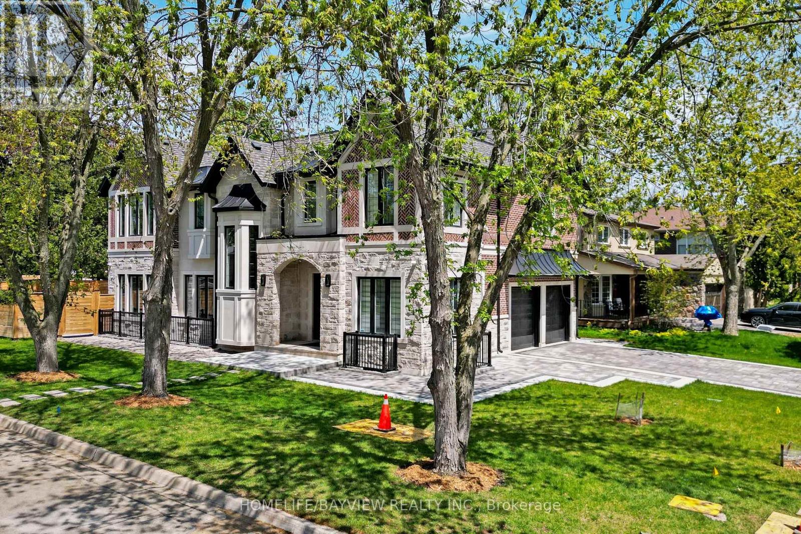 133 Bay Thorn Drive, Markham, Ontario  L3T 3V1 - Photo 40 - N12103838