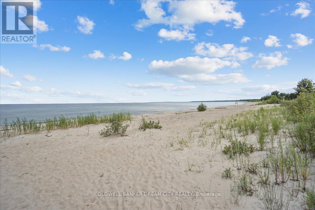 111 - 764 River Road E, Wasaga Beach, Ontario  L9Z 2M7 - Photo 33 - S12103765