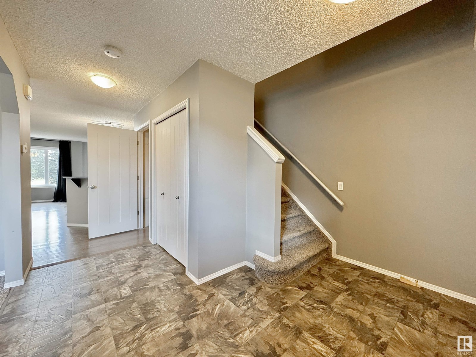 Property at 20 AUREA BA image 2