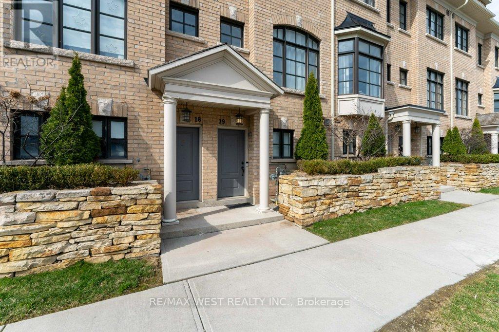 Property at 19 - 2172 TRAFALGAR ROAD image 5