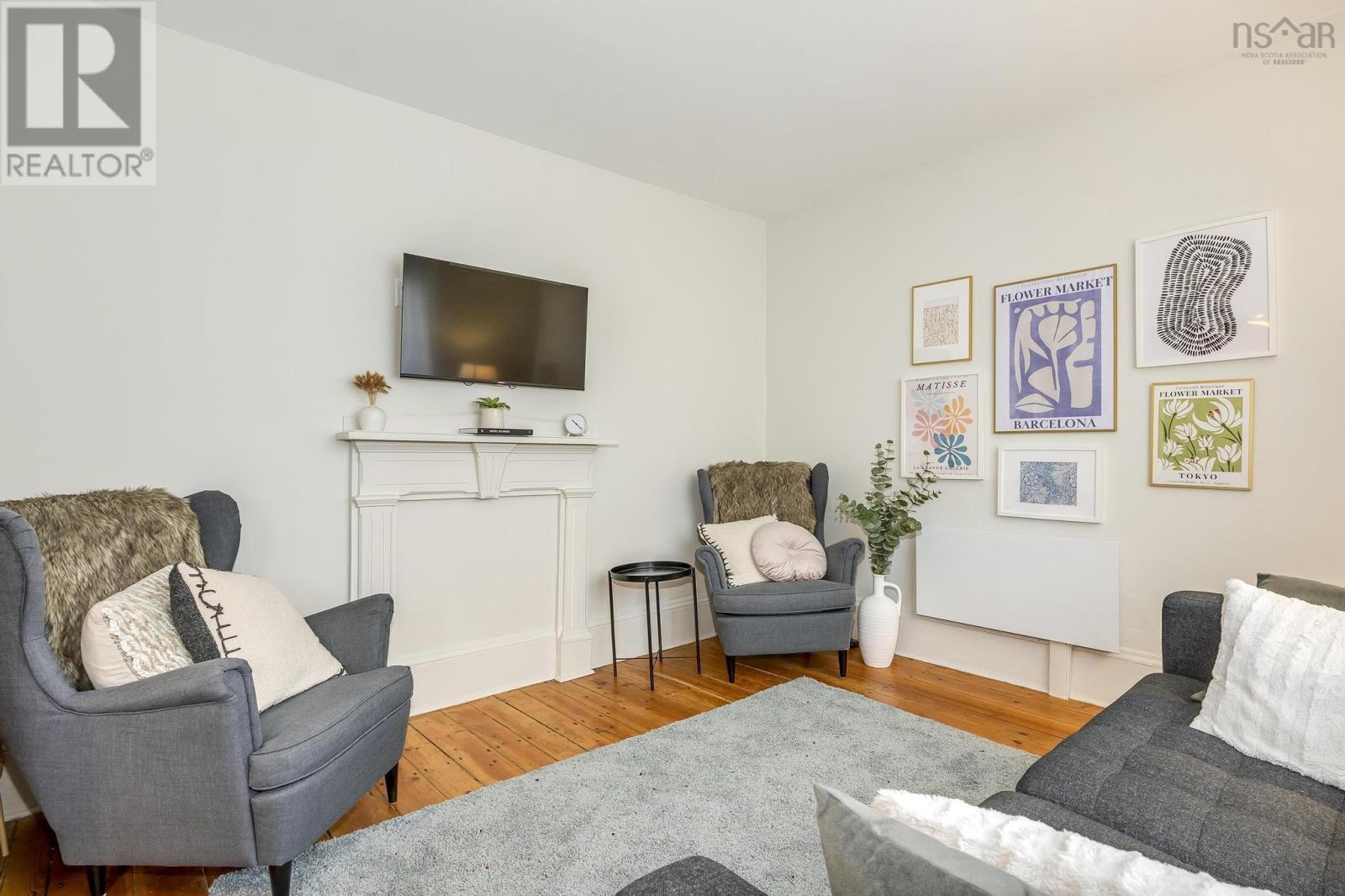 Property at 6371 Norwood Street image 5