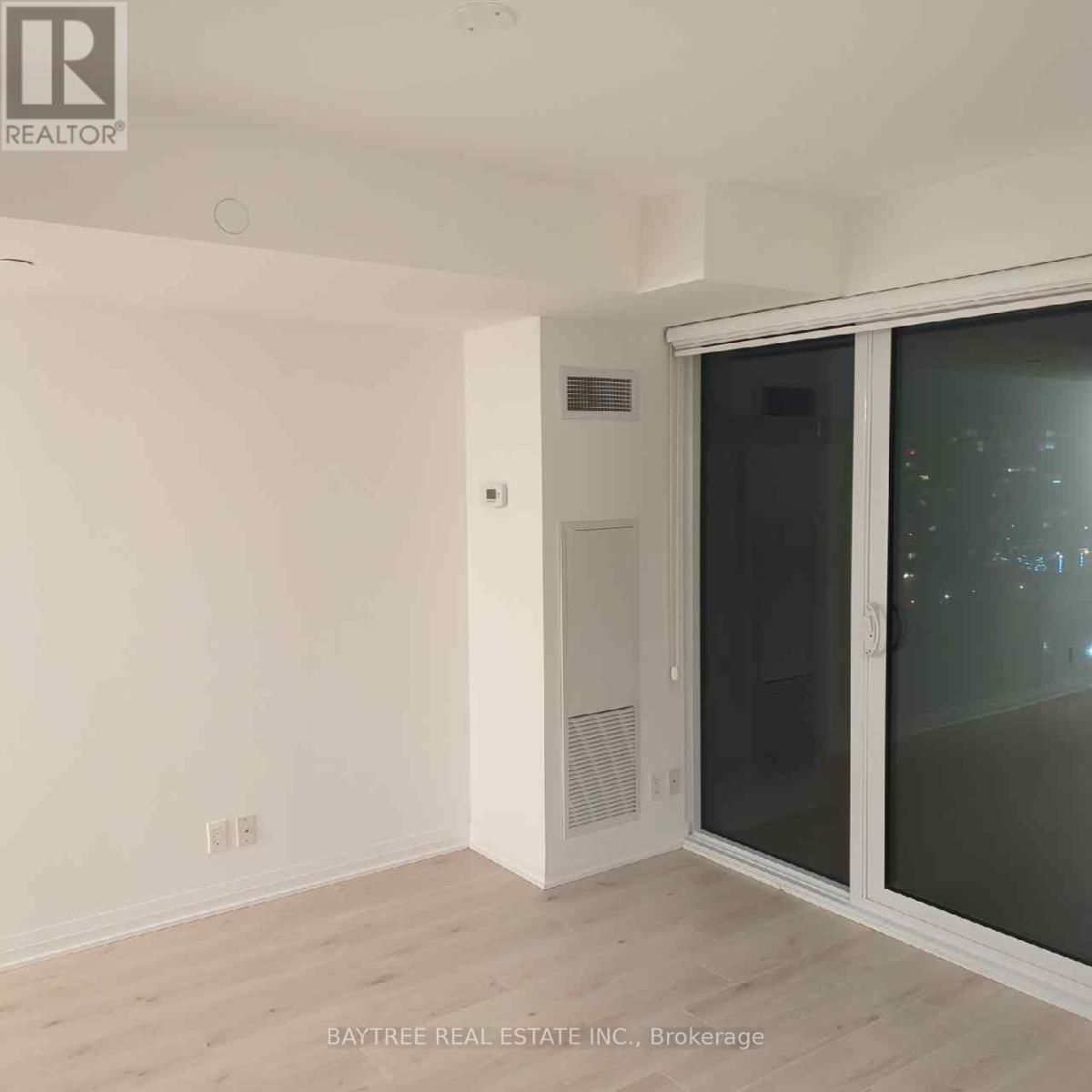 Property at 1107 - 99 FOXBAR ROAD image 5