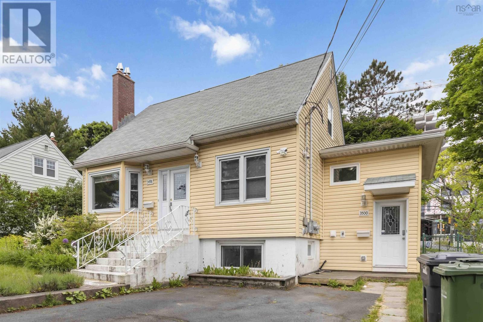 Property at 3500 Rowe Avenue image 2