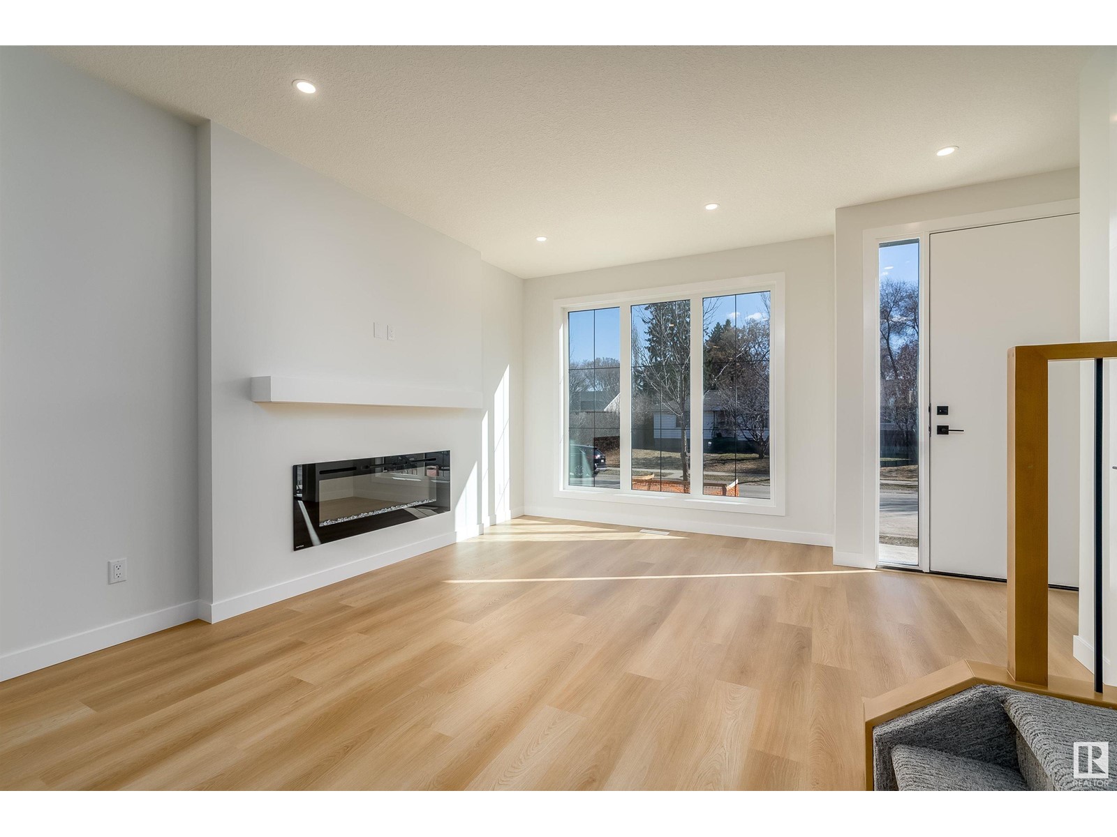9144 73 Av Nw, Edmonton, Alberta  T6E 1A6 - Photo 4 - E4431945