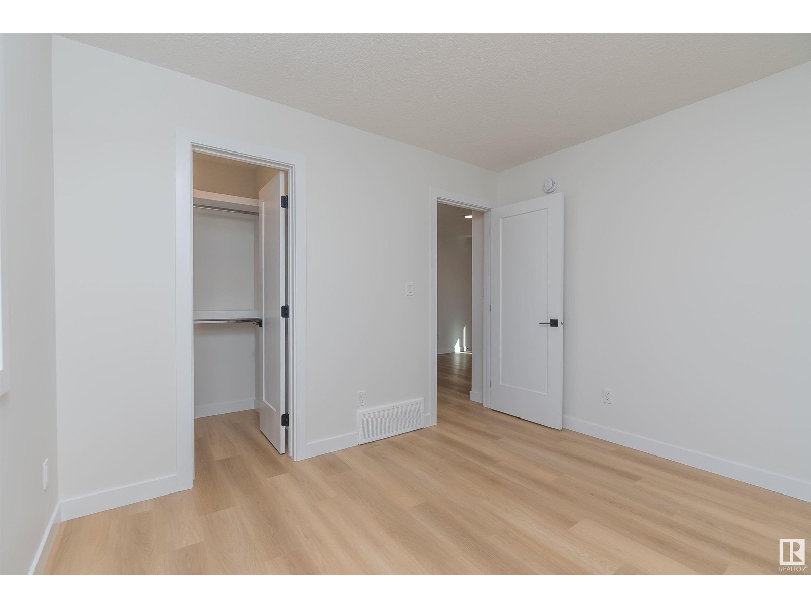 9144 73 Av Nw, Edmonton, Alberta  T6E 1A6 - Photo 61 - E4431945