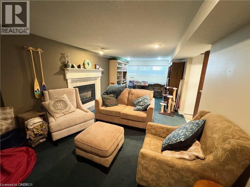 11 Rowan Court, Hamilton, Ontario  L8W 1V9 - Photo 11 - 40714531