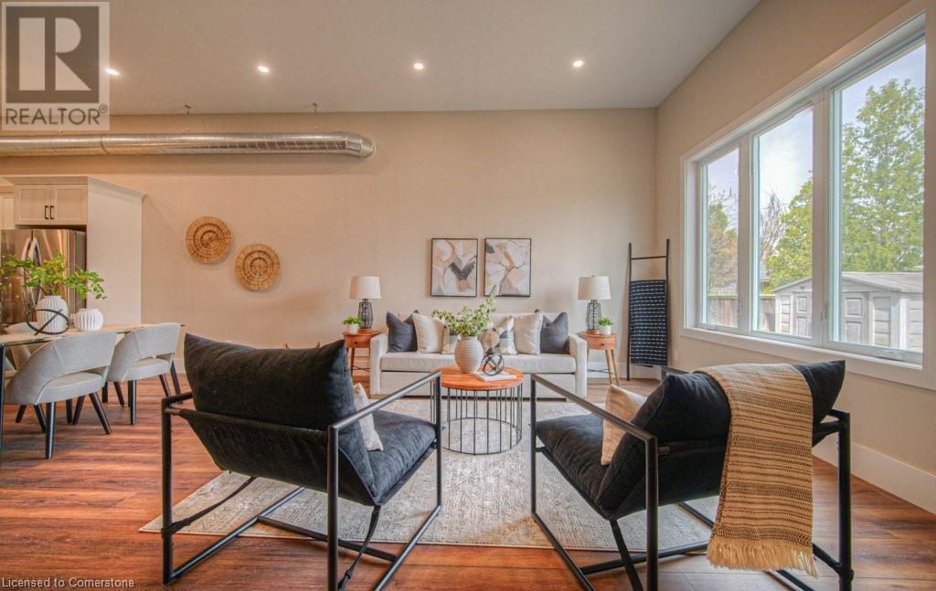 Property at 1 BOND Street image 5