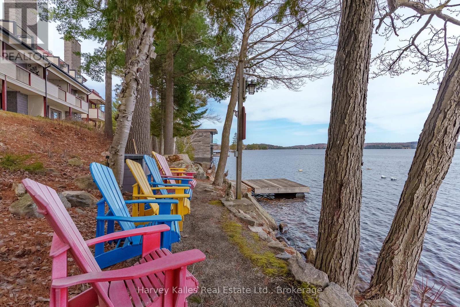 204 - 10 Coveside Drive, Huntsville, Ontario  P1H 1C3 - Photo 4 - X12103956