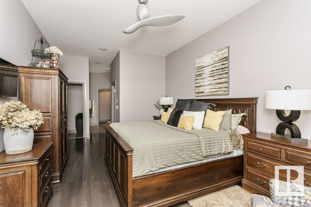 Property at 4804 212 ST NW image 3