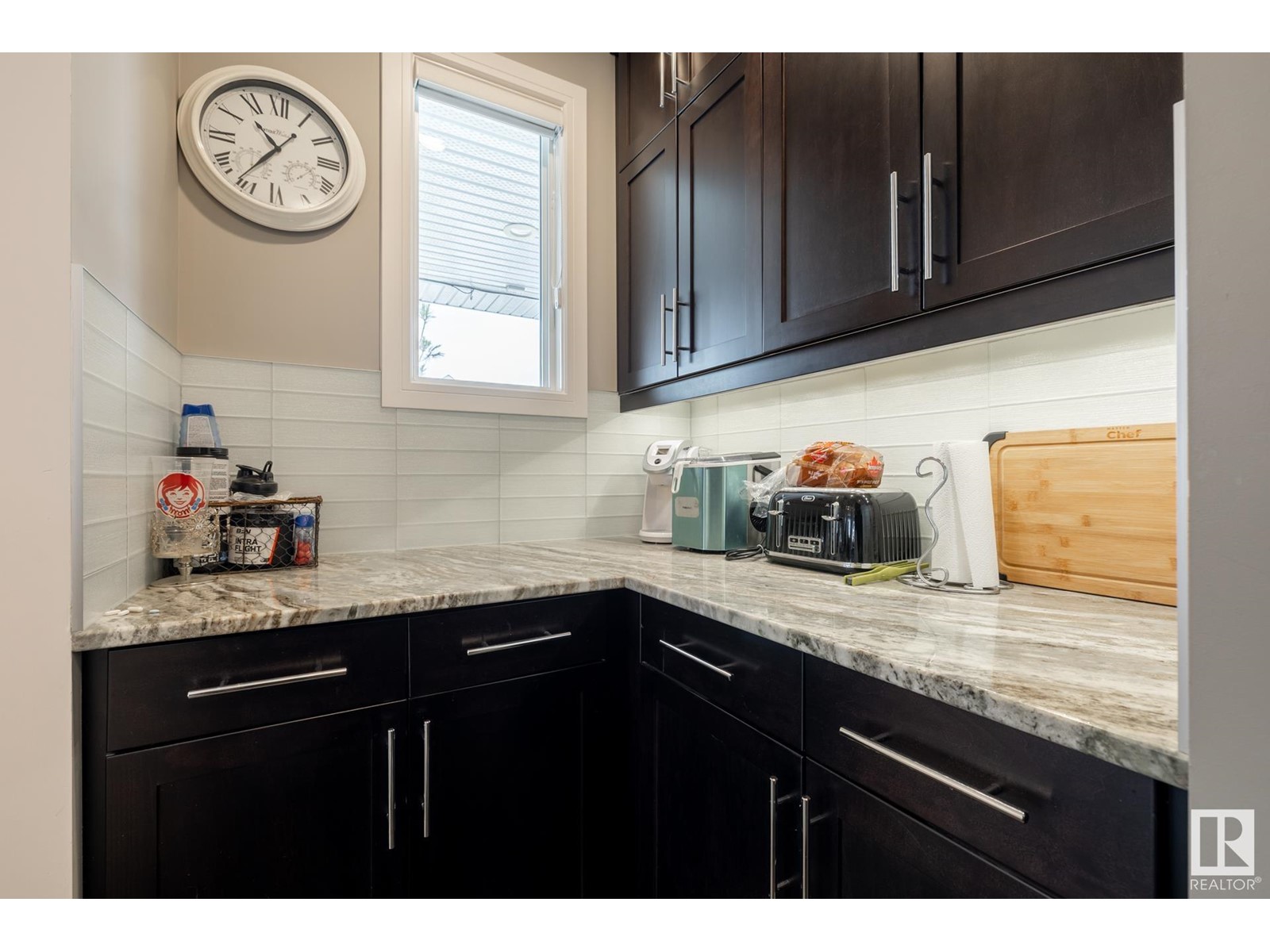 Property at 78 SUNLAND WY image 1