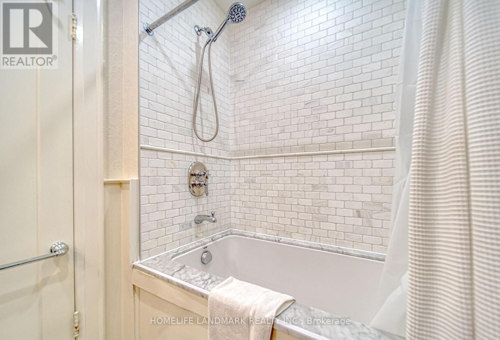 428 Castlefield Avenue, Toronto (Lawrence Park South), Ontario  M5N 1L5 - Photo 20 - C12103976