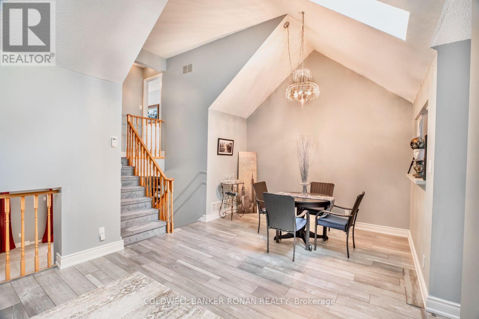 130 Green Briar Road, New Tecumseth, Ontario  L9R 1S2 - Photo 8 - N12103895