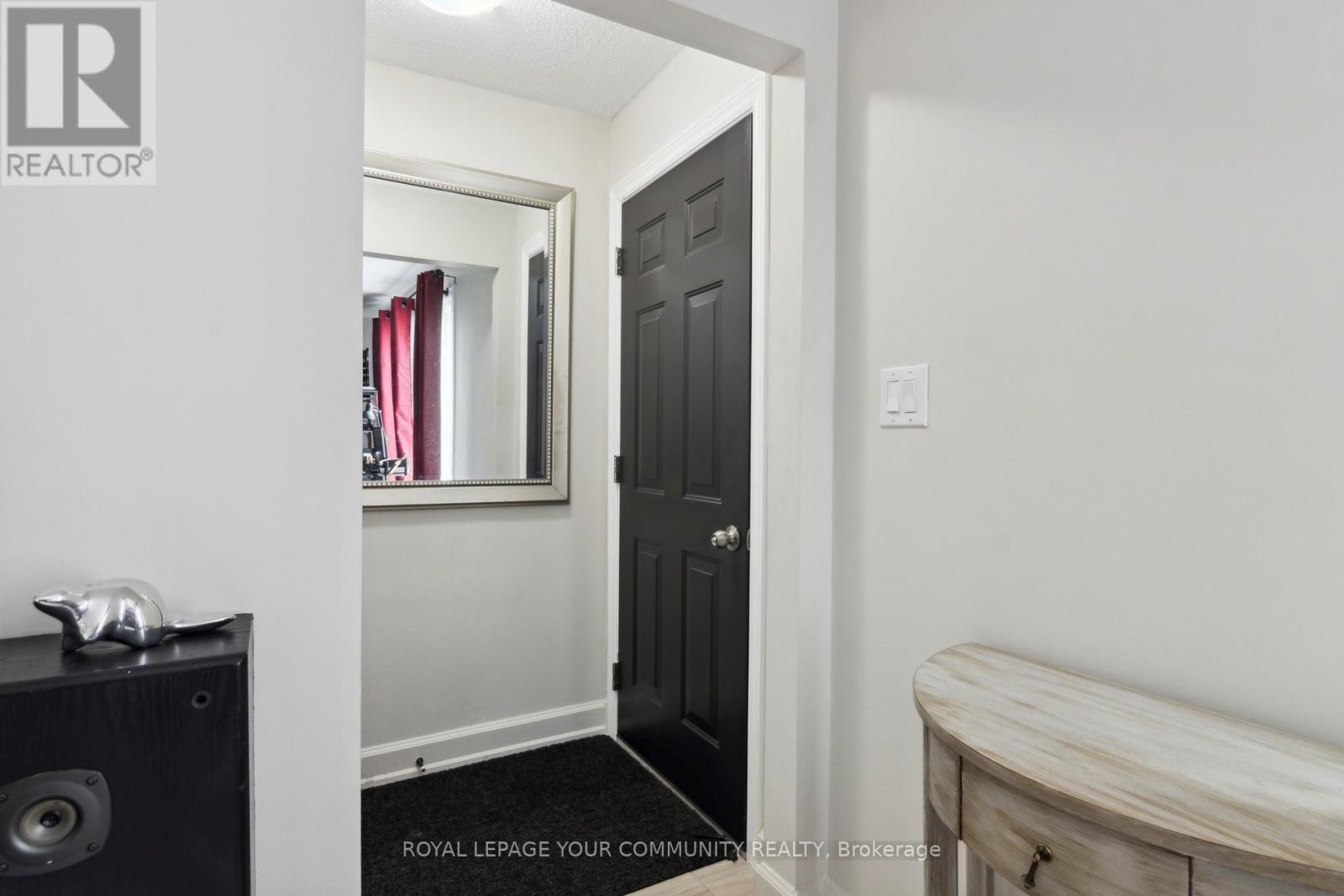 Property at 6077 KING ROAD image 5
