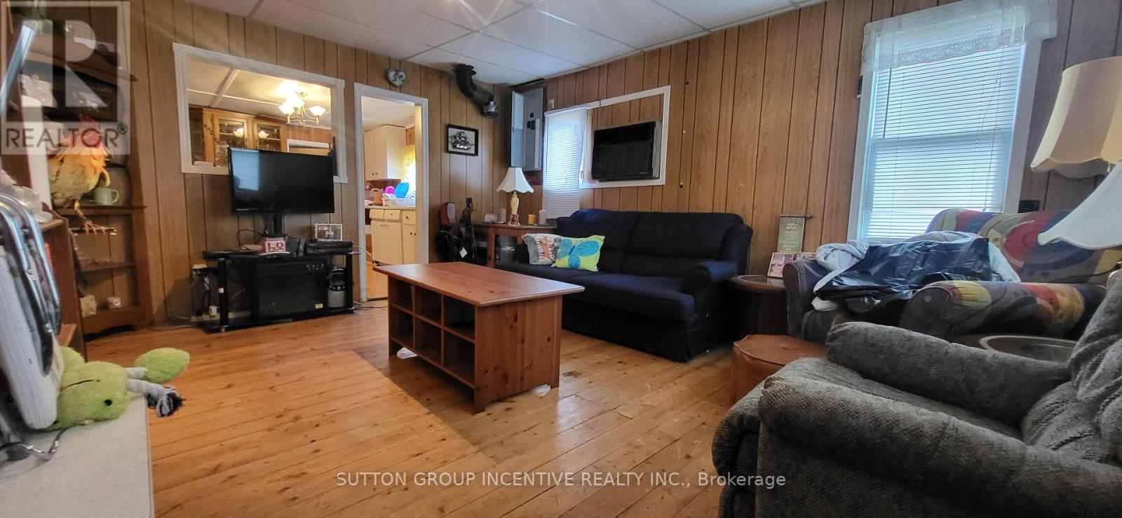 140 Limestone Road, Tay (Port Mcnicoll), Ontario  L0K 1R0 - Photo 5 - S12103891