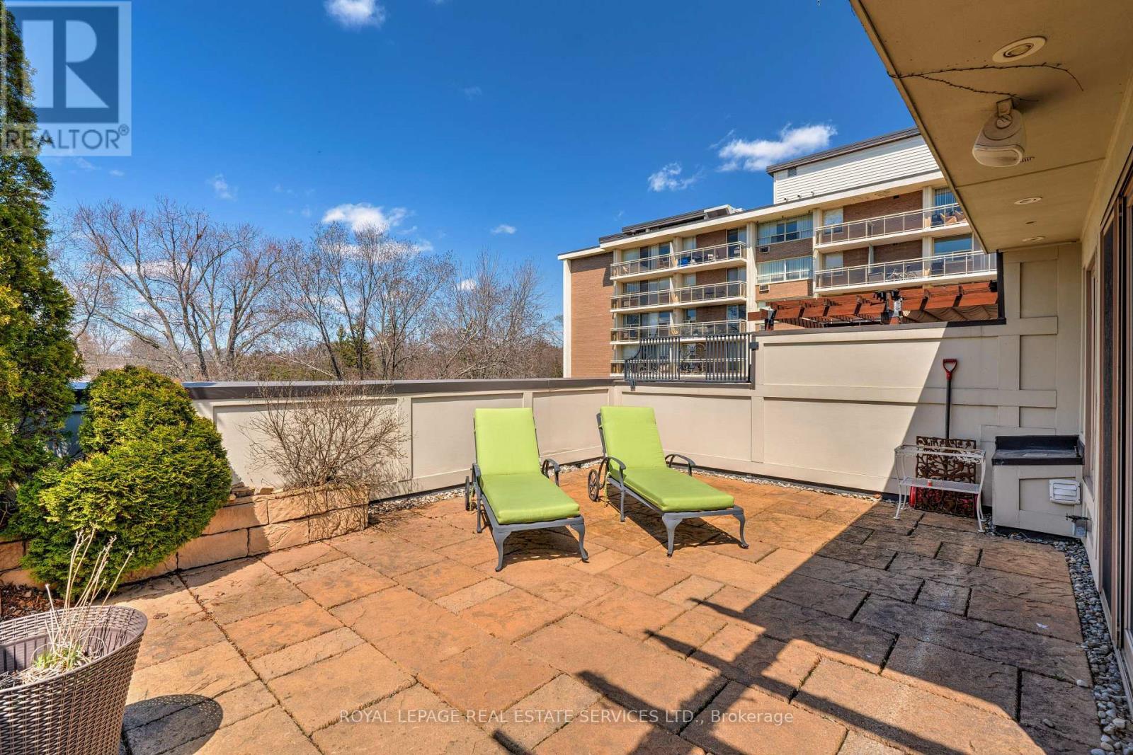 339 Randall Street, Oakville, Ontario  L6J 1R3 - Photo 42 - W12103941