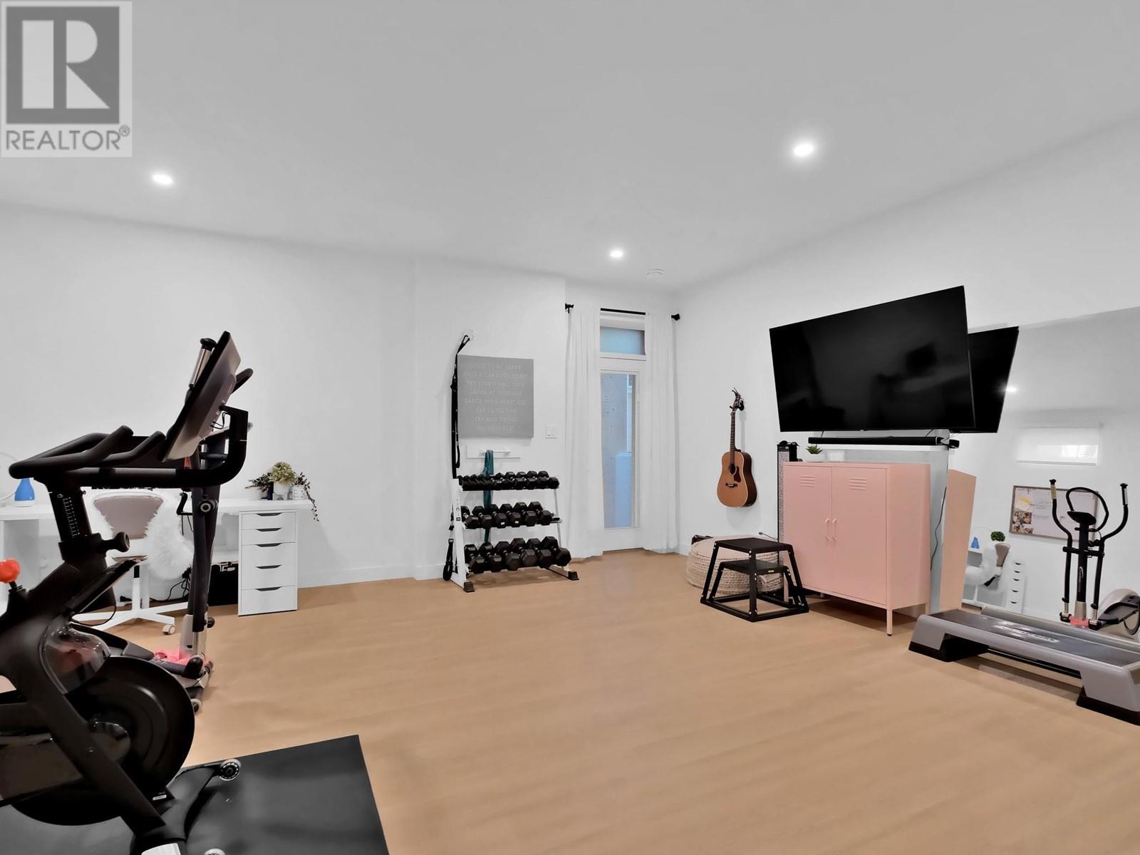 Property at 1273 EDGEWOOD Drive image 1