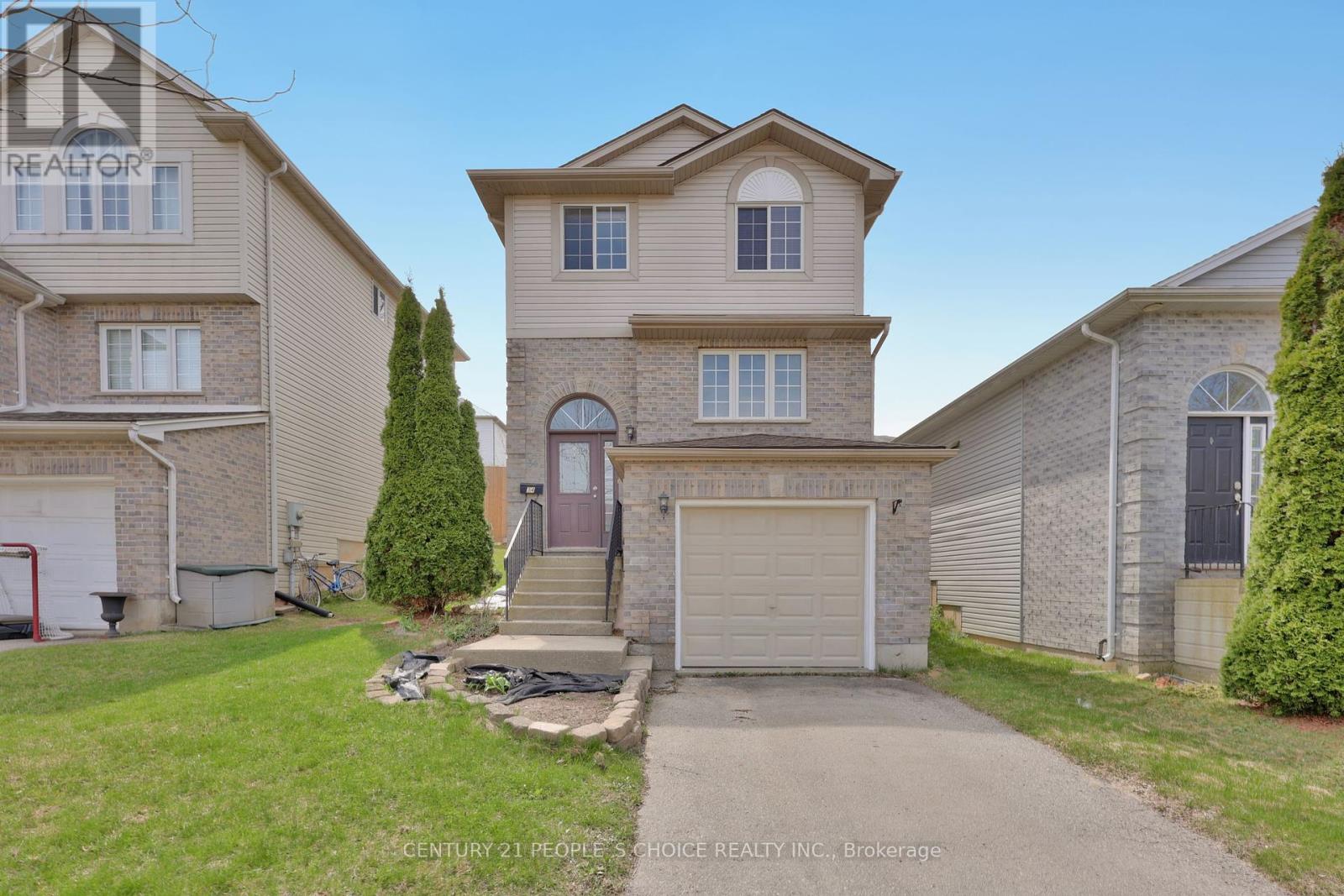 34 PHAIR CRESCENT, London South, Ontario