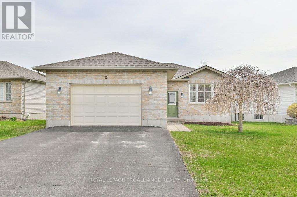 Property at 17 STONEGATE CRESCENT image 1