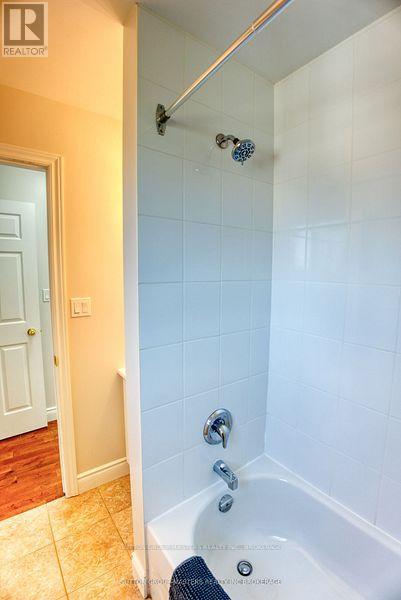 47 Livingston Street, Kingston (Central City East), Ontario  K7L 4L1 - Photo 22 - X12104116