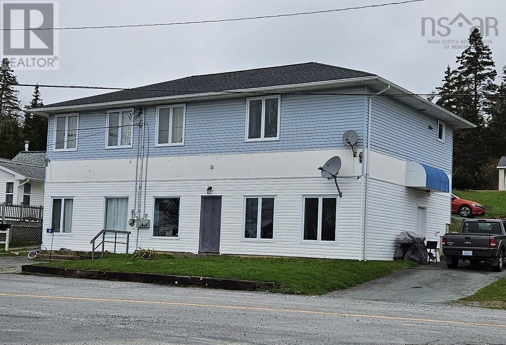 Property at 9 Harbourview Inn Loop image 2