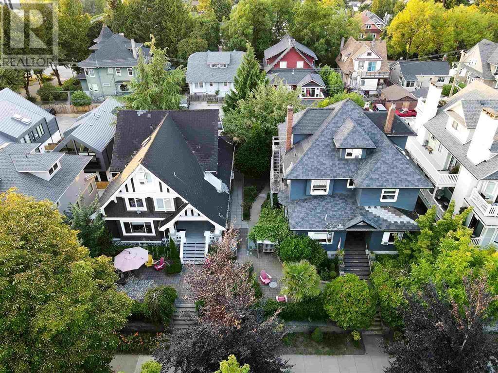 345 W 13th Avenue, Vancouver, British Columbia  V5Y 1W2 - Photo 2 - C8068649