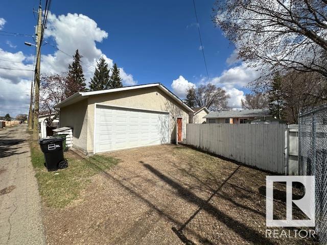 Property at 9718 150 ST NW image 4