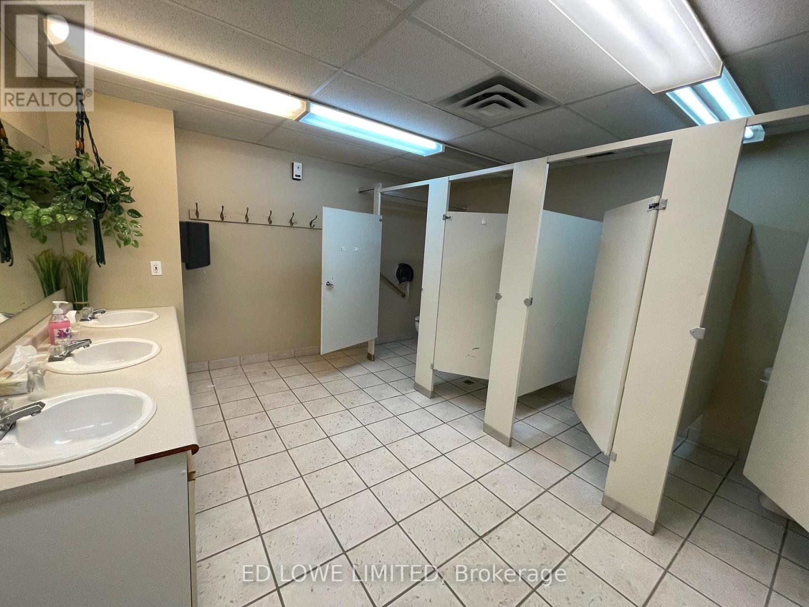 24 James Street E, Orillia, Ontario  L3V 1L1 - Photo 7 - S12104136