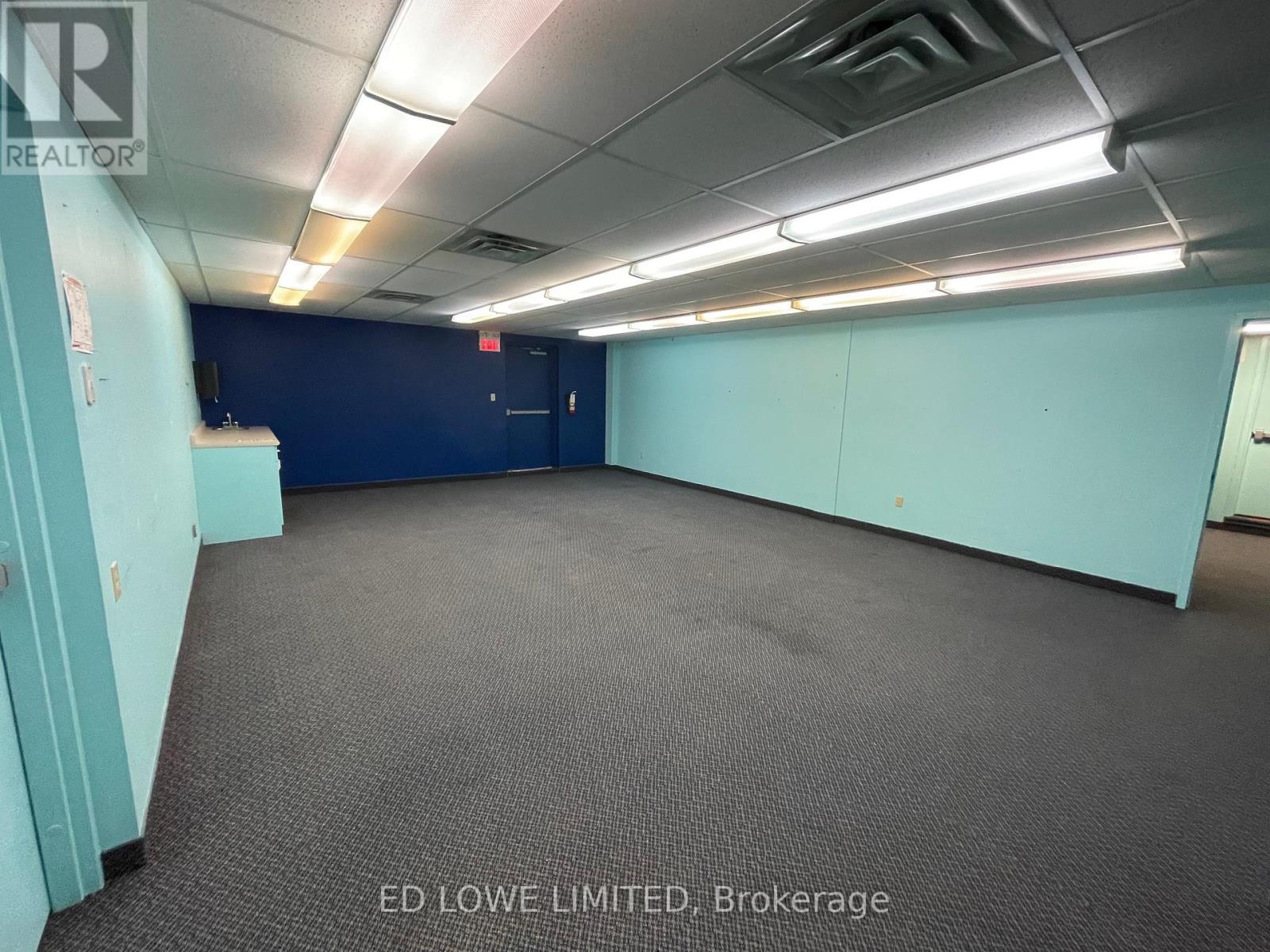 24 James Street E, Orillia, Ontario  L3V 1L1 - Photo 8 - S12104136