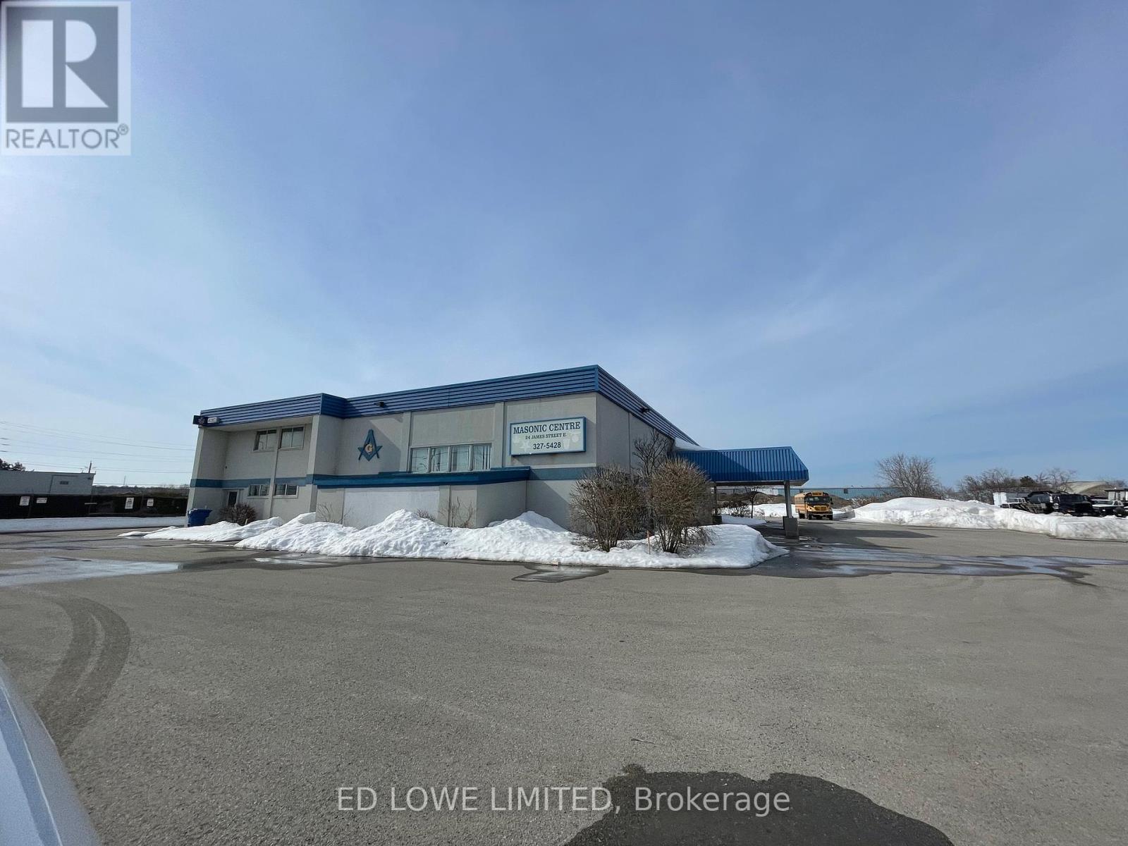 Main Floor - 24 James Street E, Orillia, Ontario  L3V 1L1 - Photo 1 - S12104137