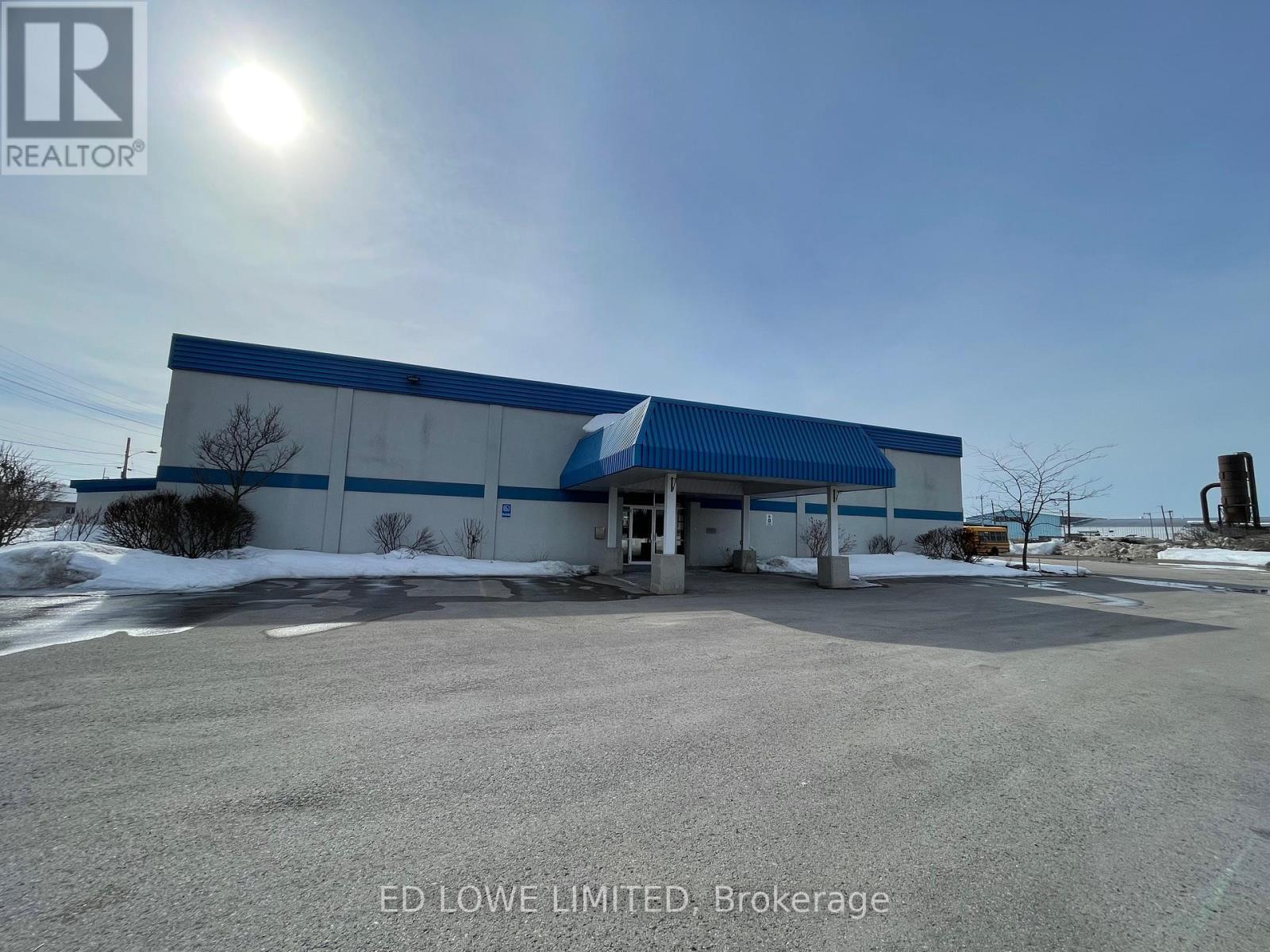 Main Floor - 24 James Street E, Orillia, Ontario  L3V 1L1 - Photo 12 - S12104137