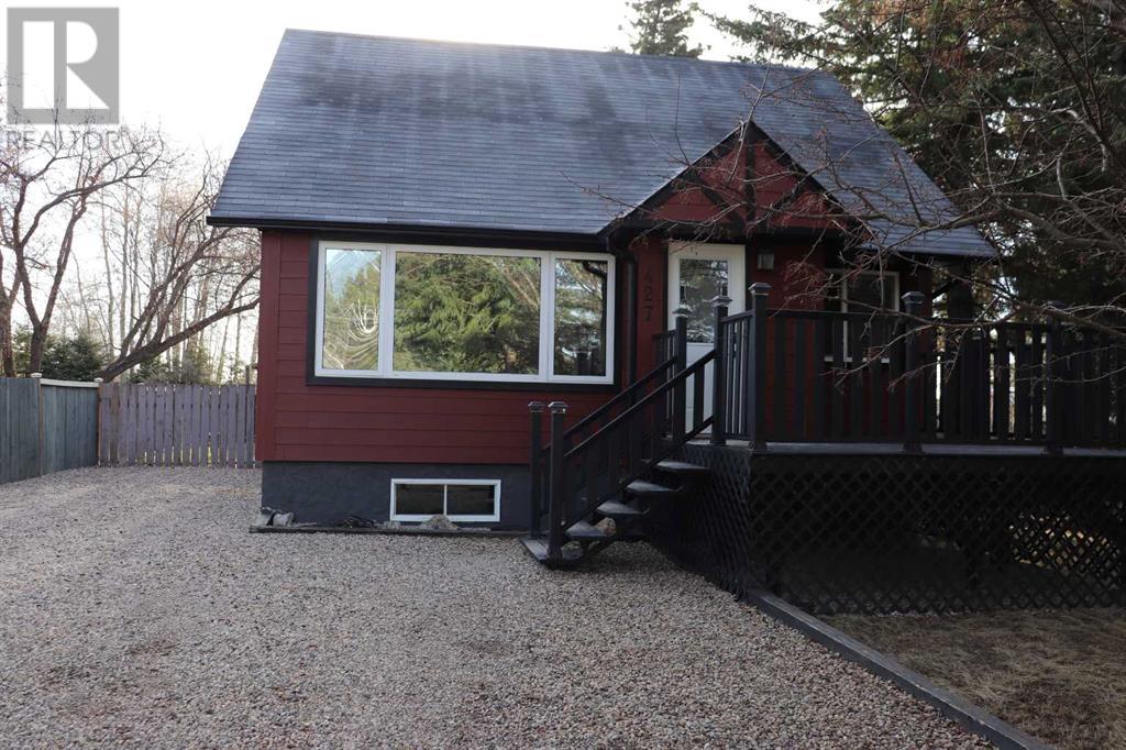 Property at 427 70 Street image 4