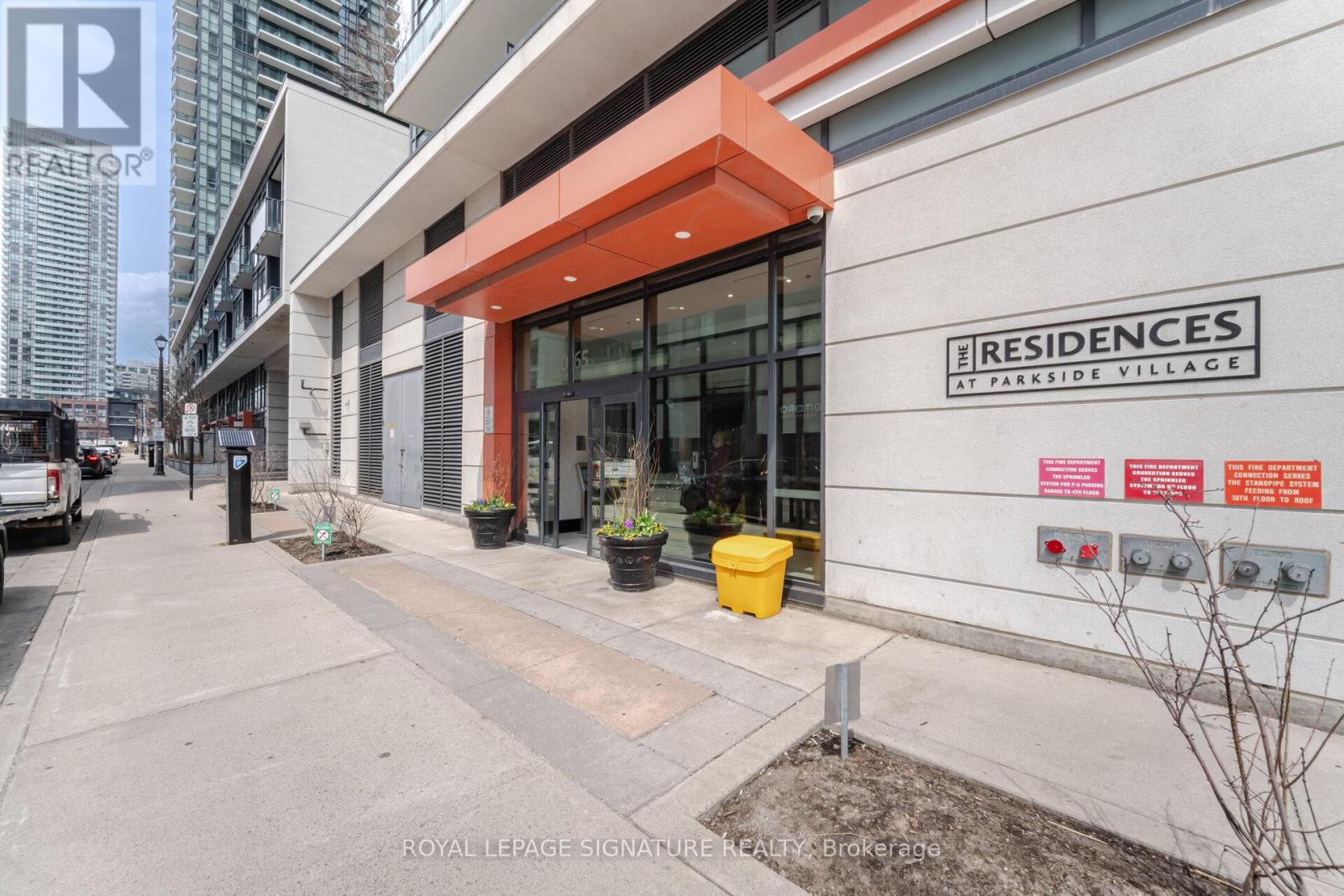 Property at 706 - 4065 BRICKSTONE MEWS image 2