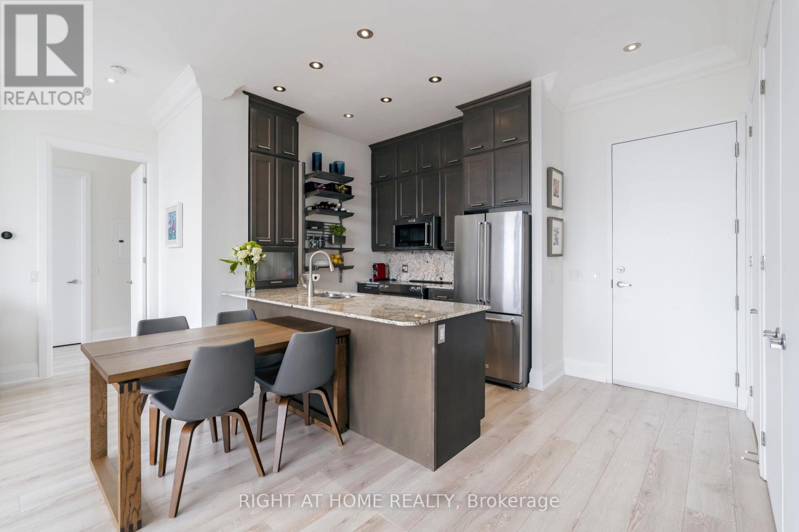Property at 804 - 2470 PRINCE MICHAEL DRIVE image 4