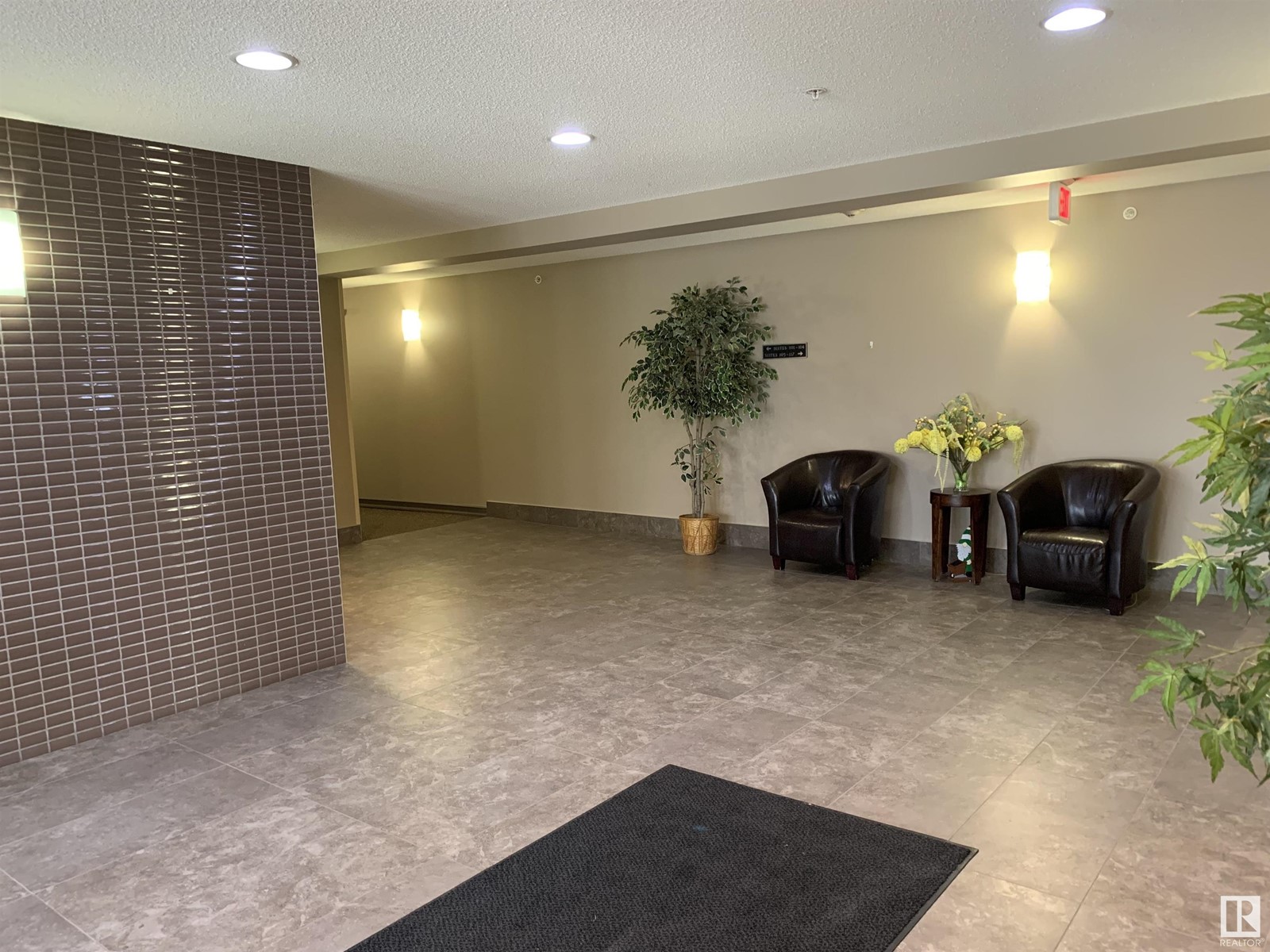 Property at #203 2208 44 AV NW image 3